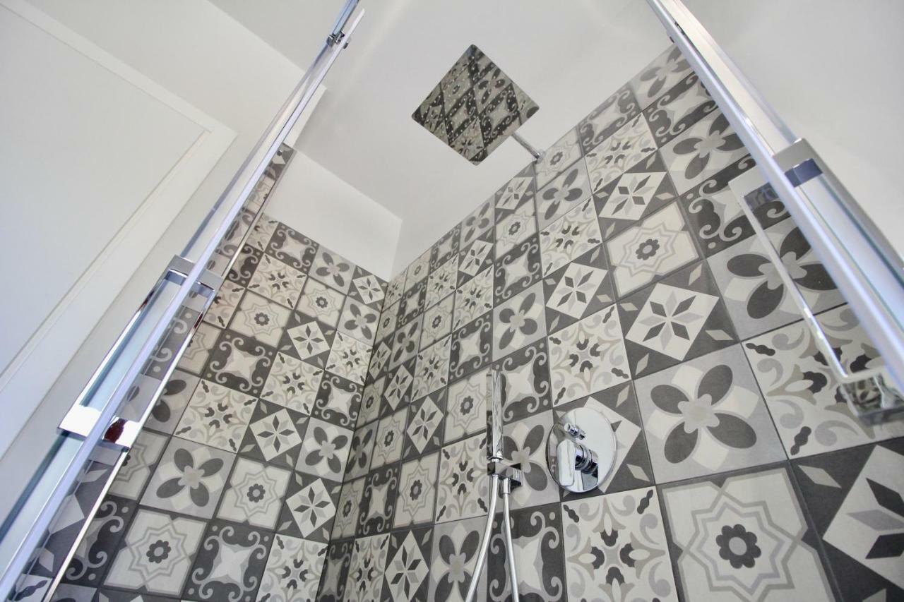 Pepe Nero Apartment Bordighera Luaran gambar